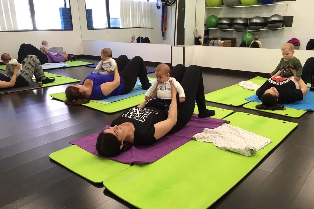 pilates con bebes mamas valdemoro