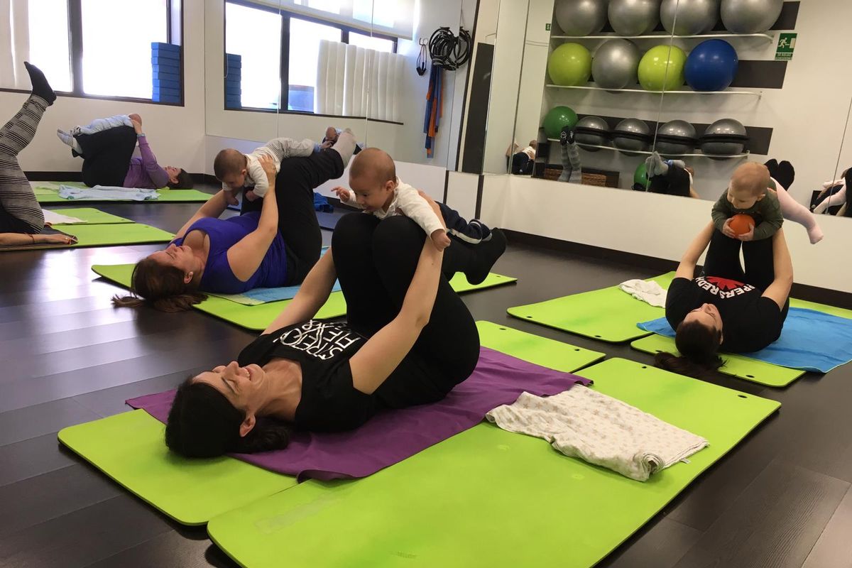 pilates con bebes mamas valdemoro