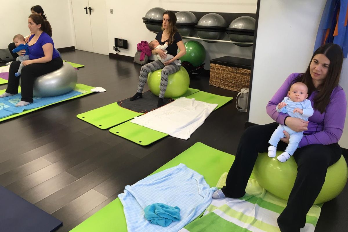 pilates con bebes mamas valdemoro